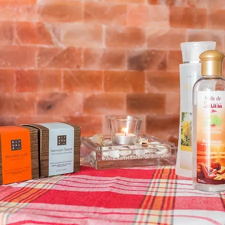 Relax Trois Bornes - De Grenspost 3*