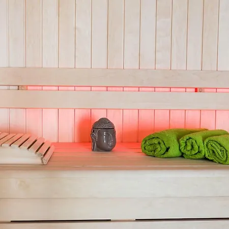 Relax Trois Bornes - De Grenspost